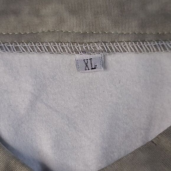 XL long sleeves polo style shirt.faux suade - Picture 5 of 5